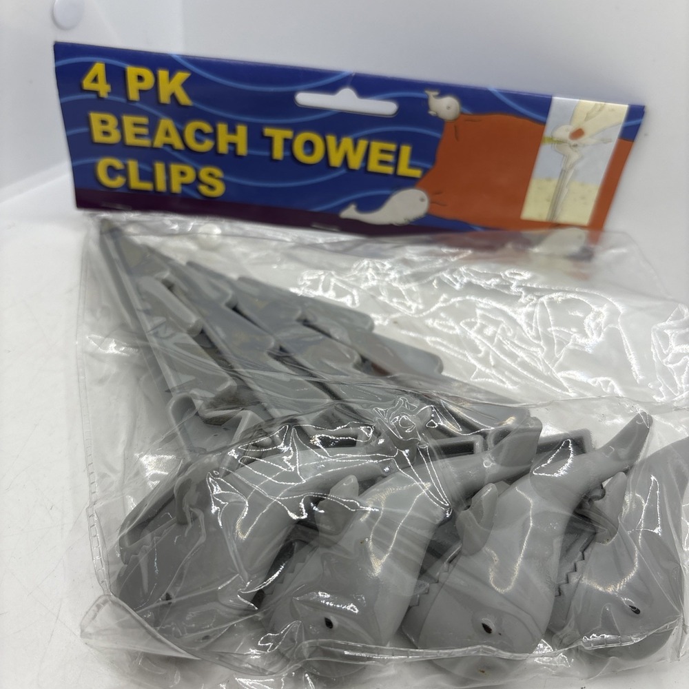 New 4‎ Pack Whale Beach Towel Blanket Clips